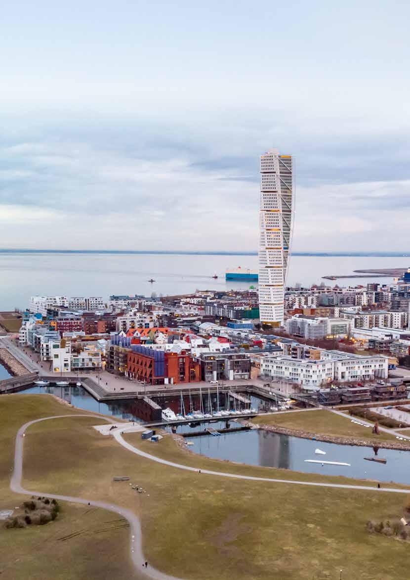 ... går hand i hand. Människan skapar digitala lösningar för en mängd olika applikationer och system.