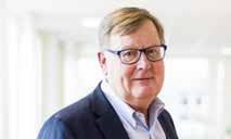Övriga styrelseuppdrag: VD och styrelseledamot i Montech Invest AB. Styrelseledamot i HiQ International AB, AB Idre Golf Ski & Spa, Sectra AB, Invisio AB och Haldex AB.