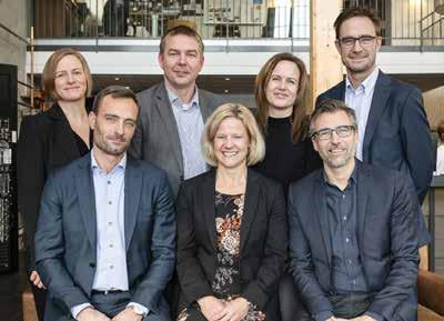 VP Asia Nederst från vänster: Sinéad Branagan, VP EMEA Doug Stubbs, VP Americas Stefan Lager, CEO Affärsenhet Westermo Överst från vänster: Linda Kärreby, VP