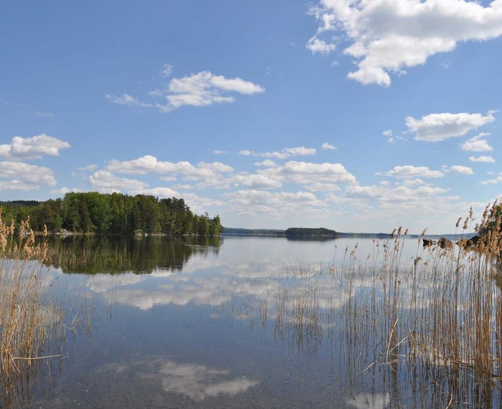 KINDA Kommunfakta Kinda Antal invånare: 9 882 personer Geografisk yta: 1 302 km 2 Befolkningstäthet: 8,7 invånare/km 2 Antal kommunanställda: 925 st Antal bilar per 1000 invånare: 441 st Publika