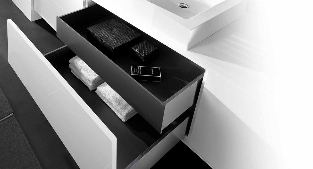 Minimalistisk och elegant design. För alla boendeut rymmen. Klar form, slank design och det bästa material man kan tänka sig.
