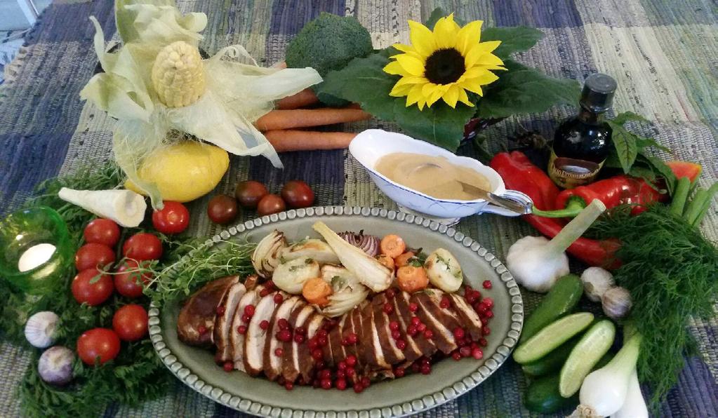 Det går utmärkt att äta som en vegetarisk rätt men jag skickar med ett recept på en ovanlig, lättlagad och mycket god anrättning av kycklingfilé.