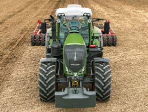 F På en Fendt-traktor är rutorna limmade och inte klamrade.