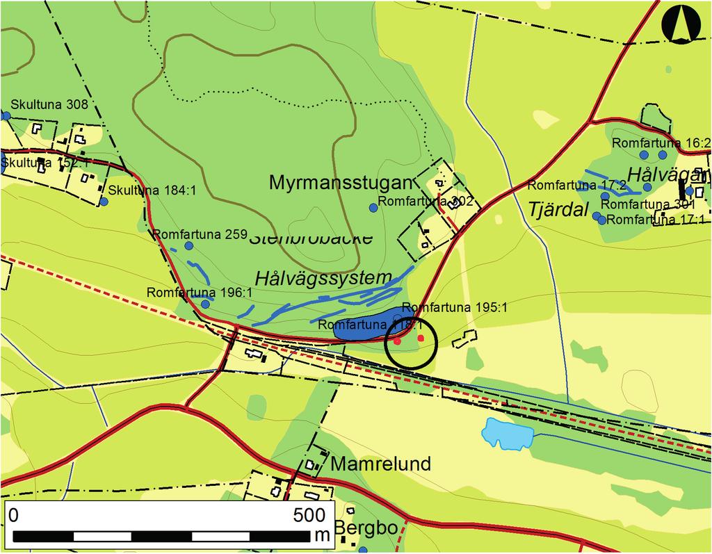 Schaktningar invid gropkeramisk boplats Figur 2. Karta över området kring den gropkeramiska boplatsen Romfartuna 118:1 med de två undersökta ytorna utmärkta. Skala 1:8 000.