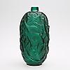 Gjuten signatur "R. LALIQUE" och etsad signatur "Lalique", formgiven omkring 1921, höjd 23,5 cm. Ref: Marcilhac nr 946. Mynning med små naggar/ Small chips to rim.