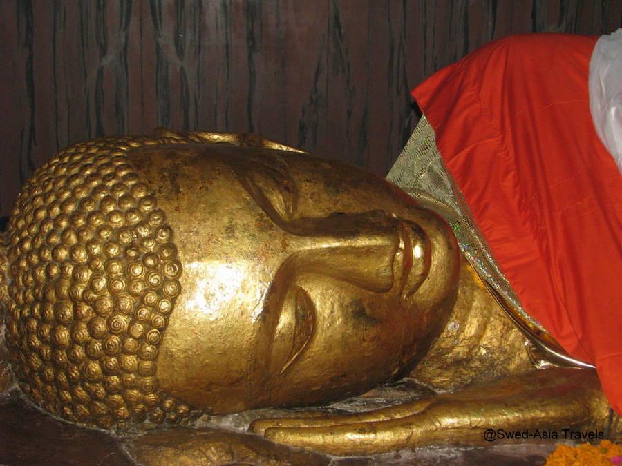 Kushinagar DAG 06. 19/4 KUSHINAGAR VAISHALI PATNA Efter frukost tar vi oss med bussen till staden Vaishali. Namnet Vaishali härstammar från tiden då Kung Vishal härskade här.