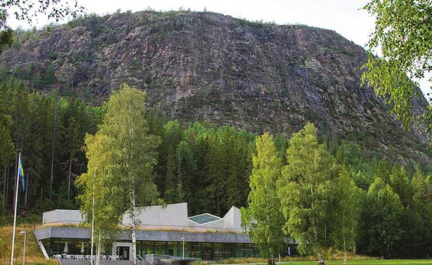 Här besöker vi Naturum och kan ta del av allt om den landhöjning som skett i området och som har gett detta område utmärkelsen världsarv enligt