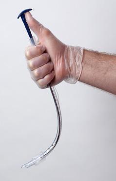 Intuberingar med hjälp av GlideScope-videolaryngoskopet kräver endast ca 0,5 1,5 kg (1 3,5 lbs) lyftkraft. Användning av en endotrakealtub med mandräng rekommenderas.
