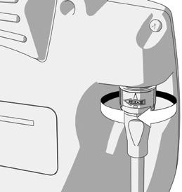 RENGÖRA GLIDESCOPE AVL-VIDEOBATONGEN 1. Se till att videomonitorn har stängts av. 2. Koppla ur videokabeln från monitorn genom att vrida anslutningsringen i pilens riktning. Anslutningsring 3.