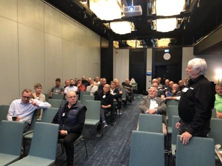 Rolf Andersson undersöker konferensmöjlighet på Elite Hotell Marina Plaza som ligger i hamnen. Intressanta tema tas fram till nästa styrelsemöte.