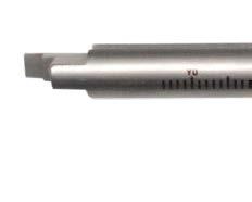 På änden kan du uppskatta kristabredden 5/7mm.