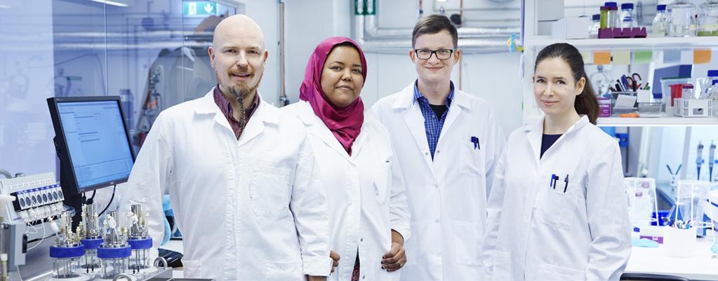 ORGANISATION OCH MEDARBETARE Organisation och medarbetare Organisationsschema VD /IR-ansvarig Martin Åmark Ansvarig för Biosimilarer/ vice VD Siavash Bashiri Ansvarig för klinisk verksamhet Dina