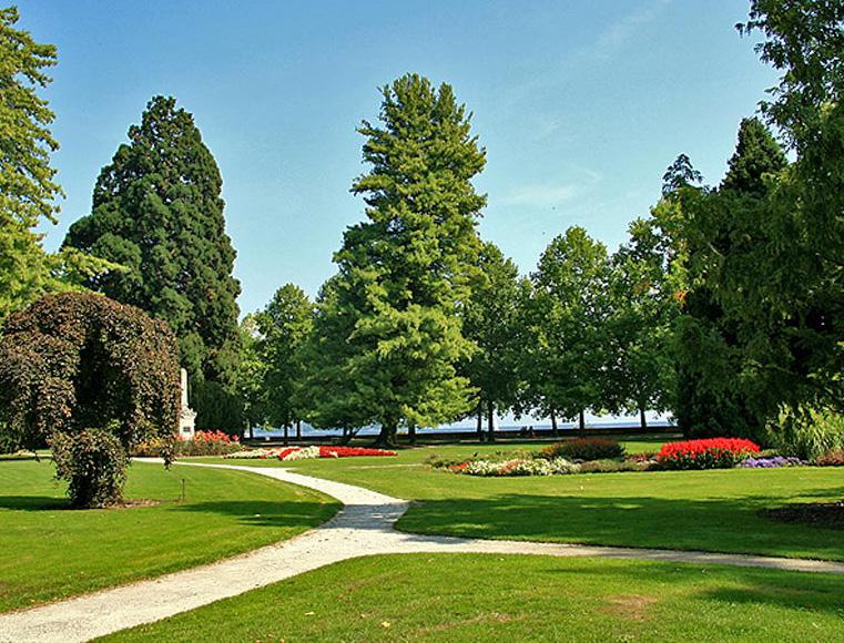 Certifiera en park i din kommun Våra offentliga parker erbjuder stadsbon och naturligtvis även trädgårdsturisten skönhet, upplevelser, rekreation och kontemplation.