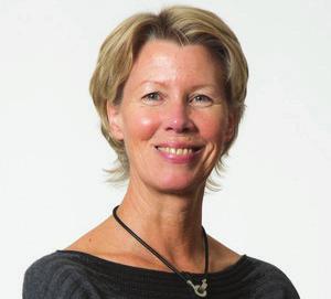 Landskapet är stundtals pastoralt och idylliskt men lika ofta dramatiskt, med borgar och sagoslott klättrandes på de branta klipporna.