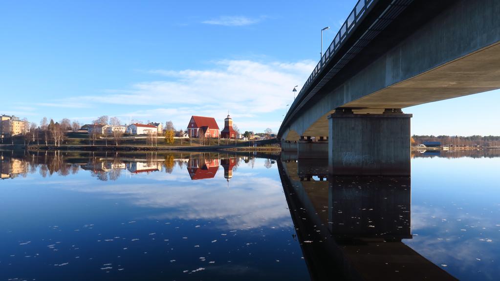 Breddning av samverkansbroar En studie om förberedande åtgärder vid nyproduktion för att klara framtida körfältsökningar Jacob