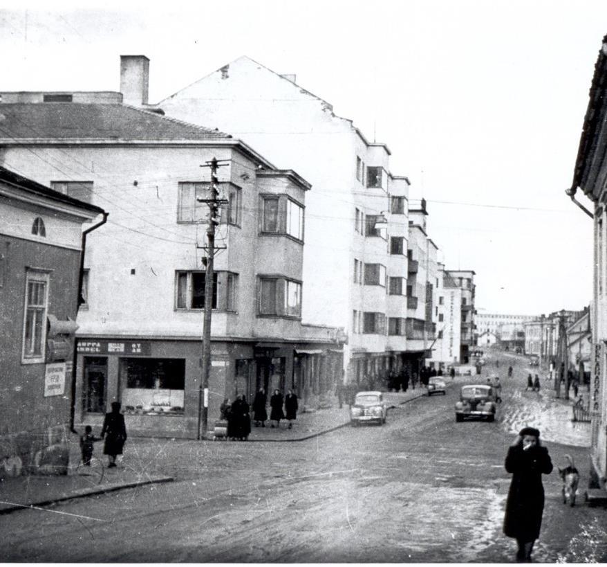 L Å N G B R O G ATA N Öllers handelshus till