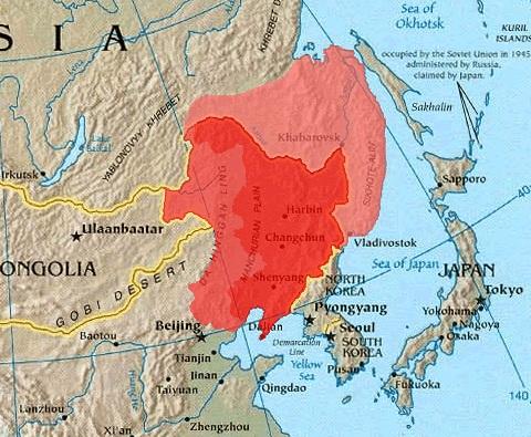 UTVECKLINGEN MOT DET ANDRA VÄRLDSKRIGET 1933; Japan angriper Manchuriet. NF fördömer och Japan lämnar organisationen vars anseende lider avsevärt.