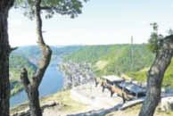 interessante Themenwanderwege, Seitensprung Cochemer Ritterrunde) Flyer gallorömische Tempelanlage Martberg, Pommern und