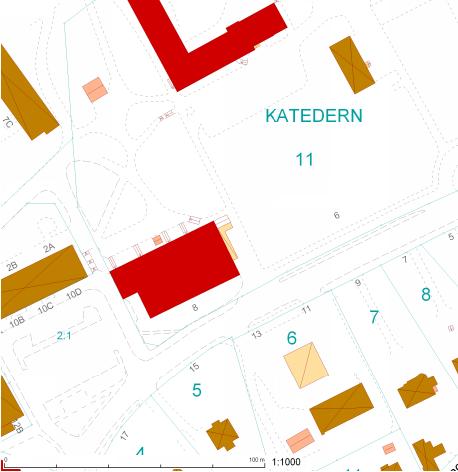 N Figur 3. Primärkarta över studerat område (Katedern 11) och bensinstationen (Katedern 6). (Västerviks kommun, 2014) 3.2 Bensinstation Söder om planområdet ligger en bensinstation, se figur 4.