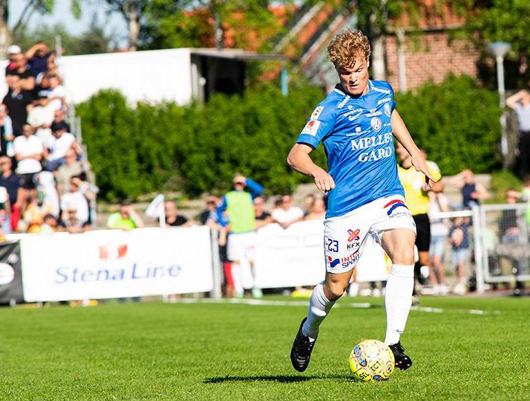 Sportslig utveckling Vår målsättning för de närmsta åren är att vara etablerade i Allsvenskan på herrsidan och i elitfotbollen på damsidan.