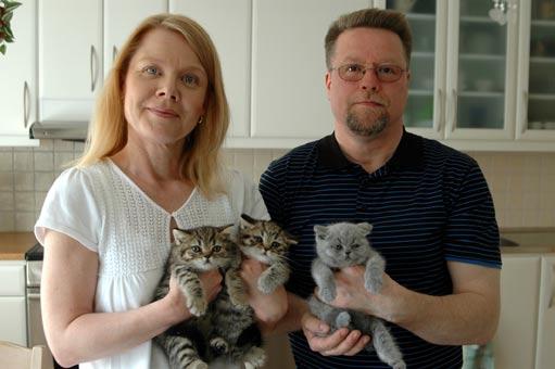 4. S*Applecat Uno, brunspotted, 205 p. Ägare: Jenny Osanius 6. S*Applecat Roland, brunspotted, 200 p. 7. S*Azurcar cat s Dragon Leia, blåsköldpaddspotted Ägare/Uppfödare: Maud Isgren, 170 p. 8.
