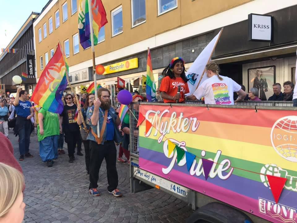 IOG-NO, Junis, Nykthtsölsns Scoutföbund(NSF) och Ungdomns Nykthtsföbund(UNF). Samt NBV och Café Fontain.