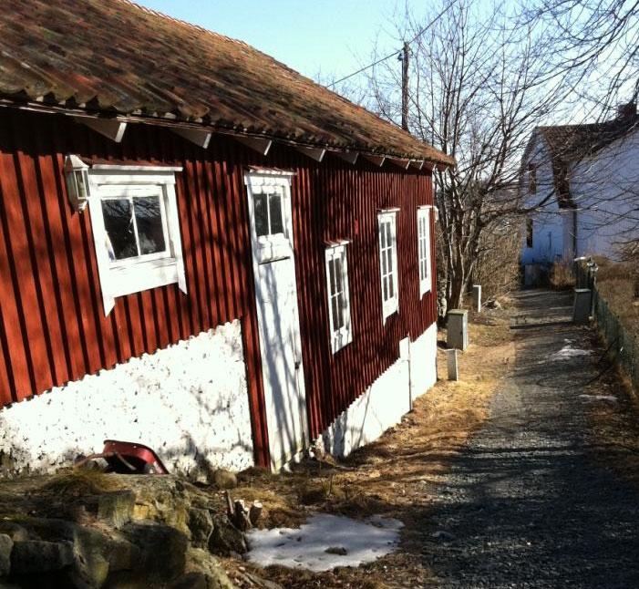 Figur 4 - Dunderstigen - smal grusväg SYFTE Syftet med denna utredning och PM är att ta fram ett trafikförslag som
