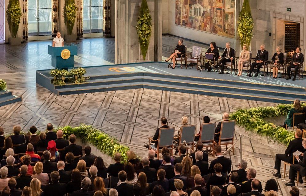 Beatrice Fihn, ICAN:s Executive Director håller sitt anförande i Oslos rådhus under nobelprisceremonin 10 december 2017.