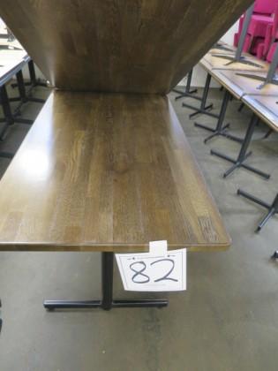 12:27 3 4st bord 1,2 x 0,7m och