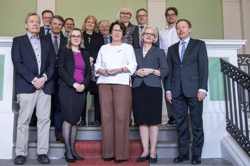 RÅDET FÖR BEDÖMNING AV LAGSTIFTNINGEN ÅRSRAPPORT 2017 Bild: Lauri Heikkinen, statsrådets kansli 2 Verksamheten 2017 2.