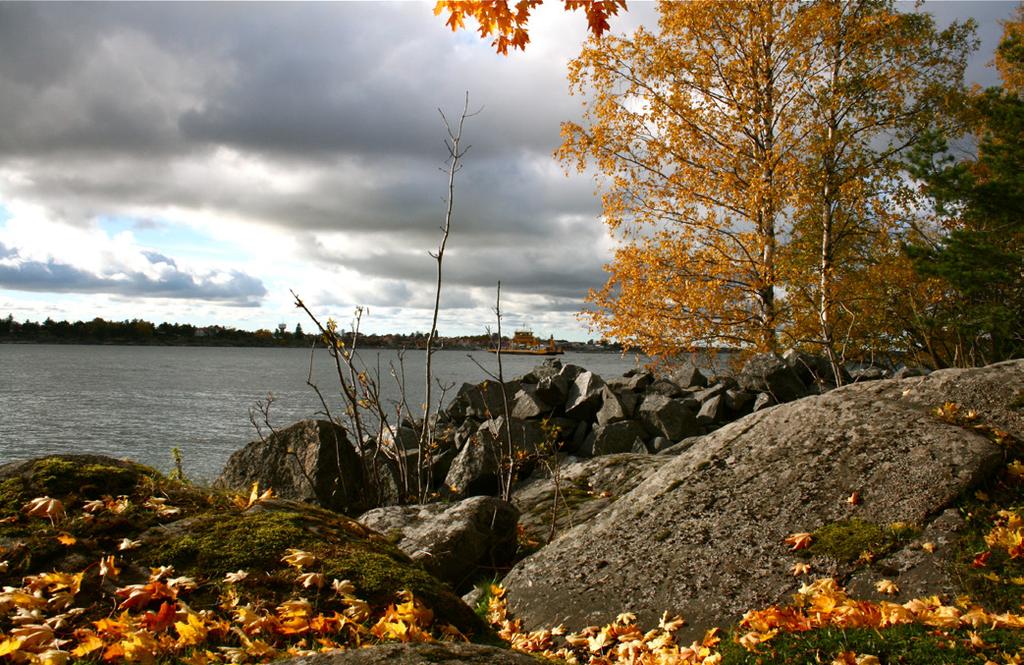 23. Vandra i Fageröns naturreservat När: Söndag 29 september kl. 9.45 Var: Fageröns naturreservat.