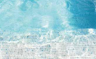 Poolliner med snap-in-list Vi erbjuder en fabrikssvetsad liner, 0,78 mm tjock, som tillverkas utifrån beställning och anpassas