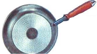 Mycket snabb uppvärmning, men rekommenderas bra kvalitet, - Koppar och aluminium är känsliga för diskmedel och oxider, kan vara svåra att rengöra. - Se upp för hushållsprodukter.