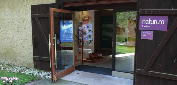 12:00-17:00 Augusti öppet onsdag-söndag Ett naturum är ett centrum för besökare till ett naturområde.