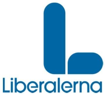 Vi vill därför speciellt att man stärker upp antalet socialsekreterare så att möjligheten att med täta intervaller besöka utsatta barnfamiljer samt närvara på skolor tillsammans med lärare och