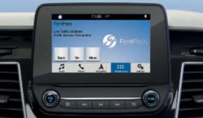 parkerade bil med en karta Få över 150 hälsomeddelanden för bilen direkt i din smarttelefon Säg hej till din telefons nya bästis Ford SYNC 3 Nya Ford SYNC 3 integrerar sömlöst med din smarttelefon