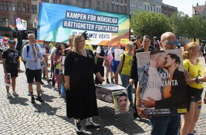 4 INTERNATIONELA DÖDSSTRAFFDAGEN Tusentals människor världen runt i fängelse med en