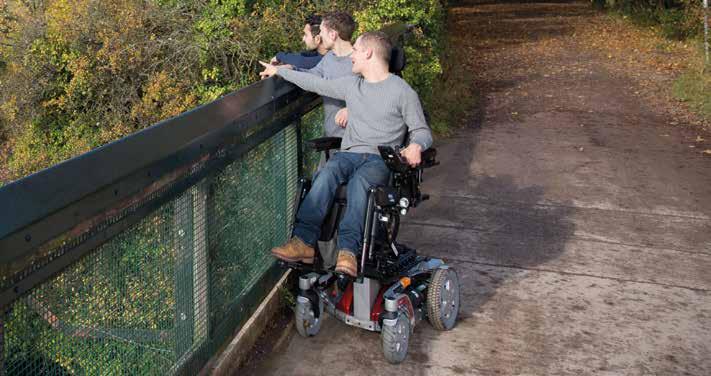 Invacare Storm⁴ X-plore Ultra Low Maxx Maximal komfort och tryckavlastning Det mångsidiga sittsystemet Ultra Low Maxx kan kombinera sitstilt med en lutning på upp till 50 och ryggfällning på upp till