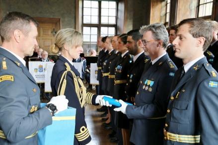 år 2020 personal till krigsförbanden Att hitta en rimlig balans mellan behov och vad som är