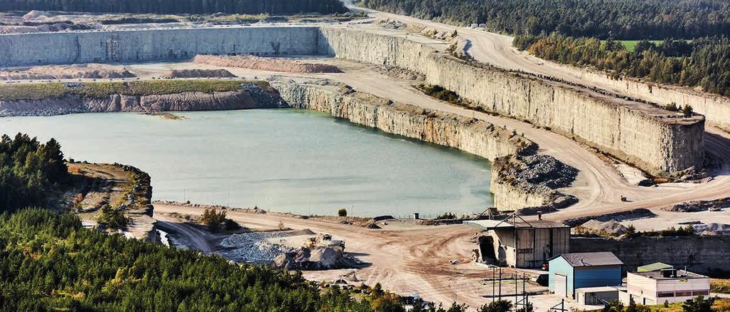 För Cementas verksamhet i Slite behövs dricksvatten dels för alla anställdas och entreprenörers sanitära behov, men också för vissa av de industriella processer som är en del av cementproduktionen.