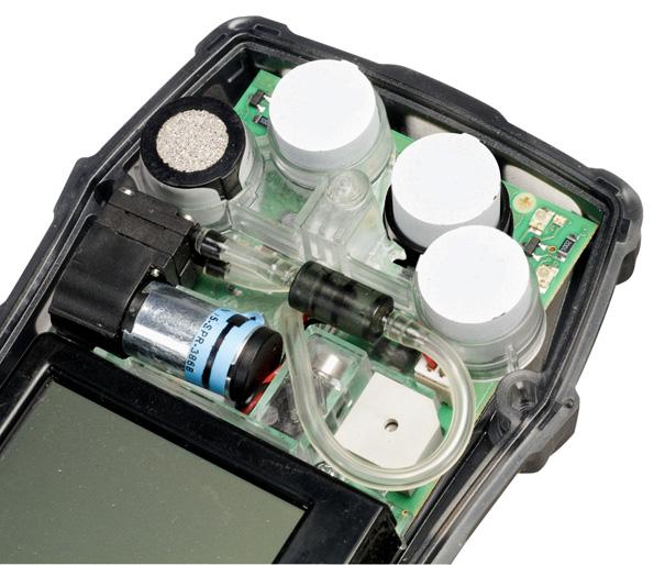 Underhåll 4.4 Underhållsprocedur - Byta ut eller lägga till en sensor En fabriksinstallerad serie 20-sensor kan tas bort eller ersättas med en av samma typ.