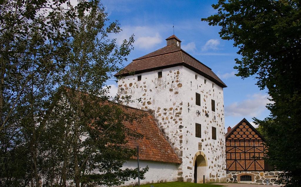 Hovdala-cirkel Bitte Ericsson berättar om Hovdala Slott Hovdala