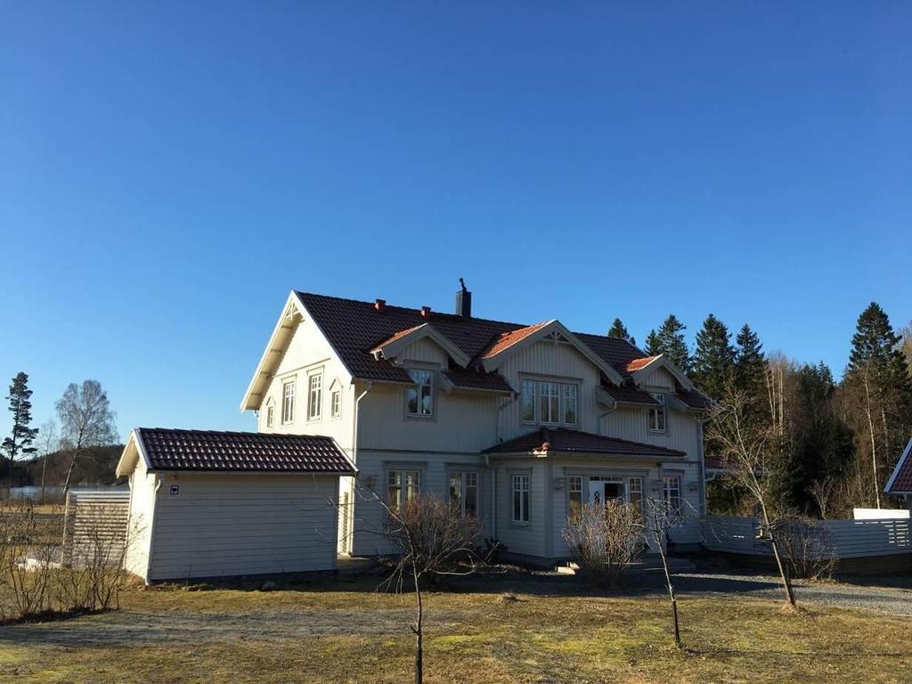 Överlåtelsebesiktning Förhandsbesiktning Lyckebyn 1:145, Haninge Lycksjövägen 4, Österhaninge Stockholm 2019-04-01 Wilhelm Apor Byggnadsingenjör SBR medlem i Svenska