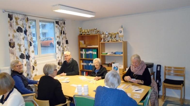 5 ÖVRIGT 23-24 april Seniormässa på Estraden i regi av News55. 25-26 sept. 60 + Mässan i Gavlerinken: Hugo Minell, Pirkko Jonsson och Liss-Britt Landén deltog i vår SPF-monter.