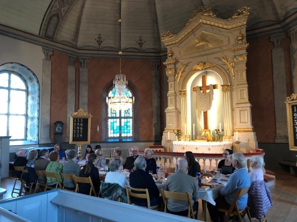 Skärtorsdagsmässa Påsken är av tradition en stor kristen högtid. Vi är ganska traditionsbundna i Frykerud och gudstjänsterna är lika år från år.