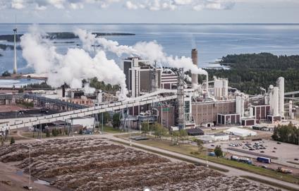 Grön Metanol Klimatsmart biodrivmedel Renad råmetanol Restprodukt från massaproduktion Anläggning byggs i Mönsterås Driftstart 2019