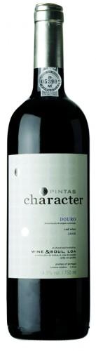Portugal - Wine & Soul Pintas Character Pintas Character är en s k "field blend" innehållande ca 30 olika lokala druvsorter från över 30 år gamla vinstockar.