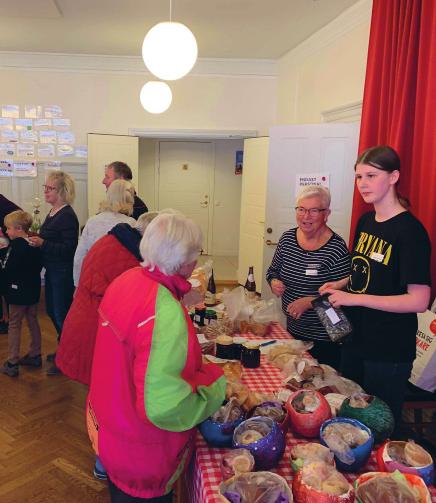 Torsdag 20/6, 18/7 och 15/8 kl 14-15.