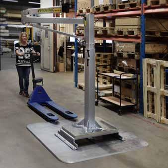 Mobila svängkranar MobiArm MobiCrane TM MobiArm TM Modulbyggd för maximal flexibilitet MobiArm är en flexibel vikarmskran för hantering av laster upp till 100 kg.