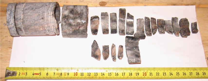 Figure 5-4. Core disking of overcored sample for rejected pilot hole (3:3:1, 226.40 m borehole length). Table 5-3. Logging of core disking in borehole KFM07B, 226.